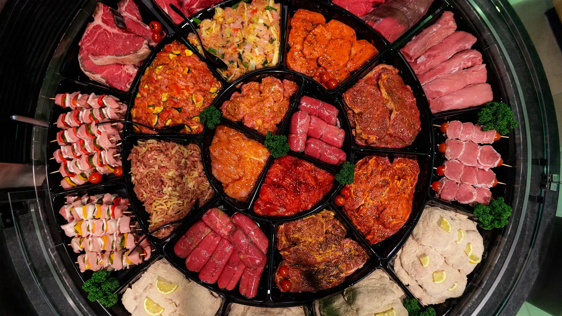 Traditionelle handwerkliche Fleisch- und Wurstherstellung nach über 100 Jahre alten Rezepten im Metzgerei Onlineshop