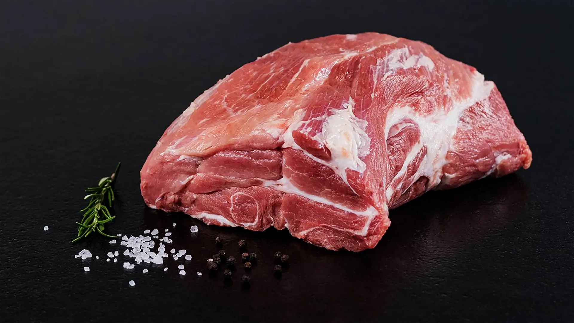 Schweinenacken ohne Knochen vom bayerischen Strohschwein - Saftiger Grill- und Bratengenuss